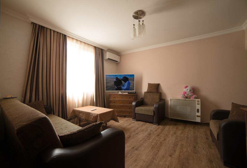 Apartment Angisa *