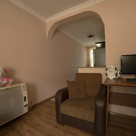 Angisa Apartment Батуми Экстерьер фото